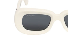 Carrara White